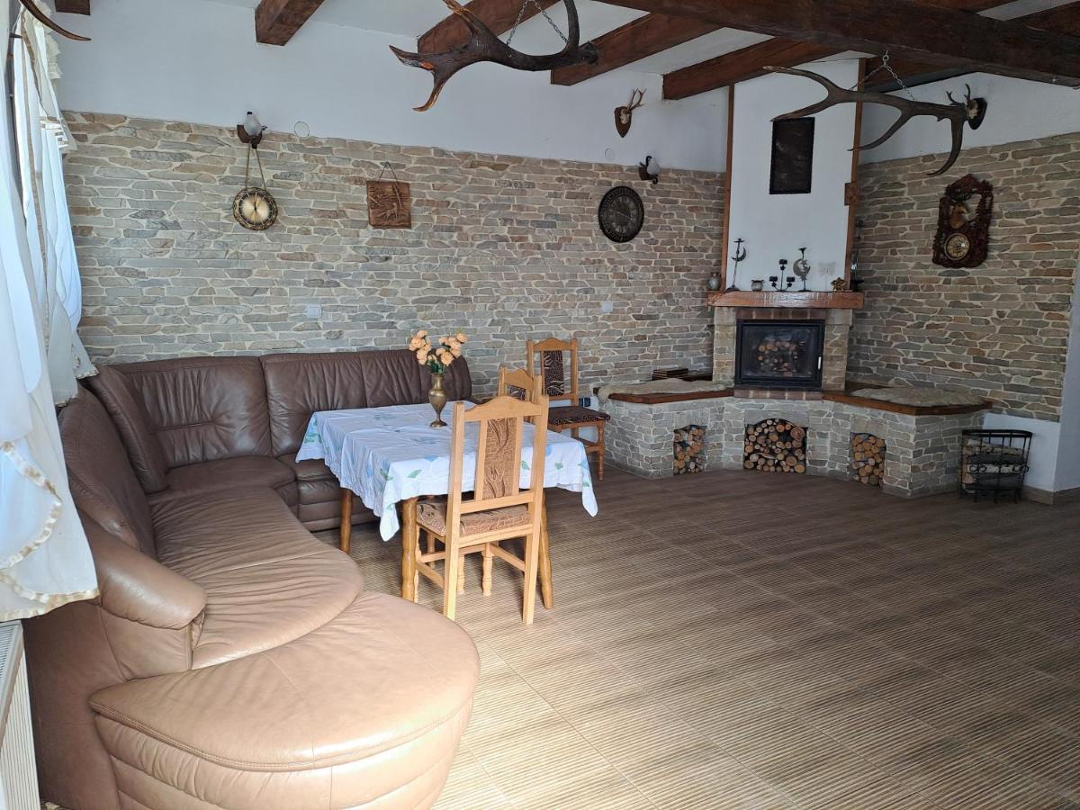Casa Cristalul Muntilor Hotell Poiana Mărului Eksteriør bilde